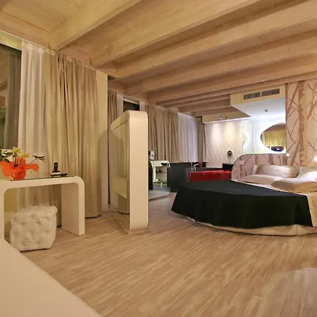 Готель Ecohotel Primavera