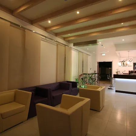 Готель Ecohotel Primavera 3*